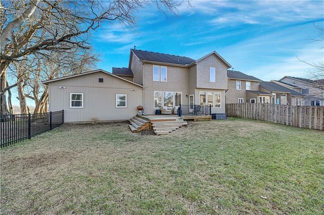 15904 W 161st Terrace, Olathe, KS 66062