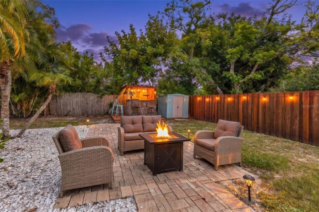 1664 LAKEVIEW PLACE, Englewood, FL 34223