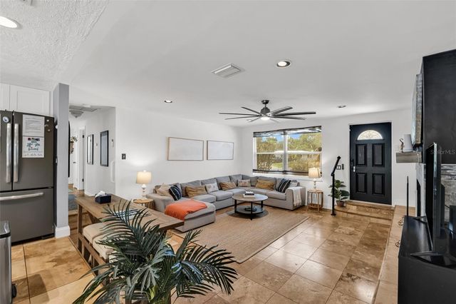 1664 LAKEVIEW PLACE, Englewood, FL 34223