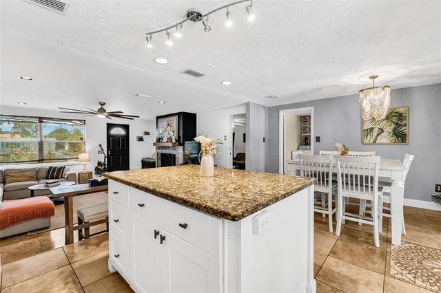1664 LAKEVIEW PLACE, Englewood, FL 34223