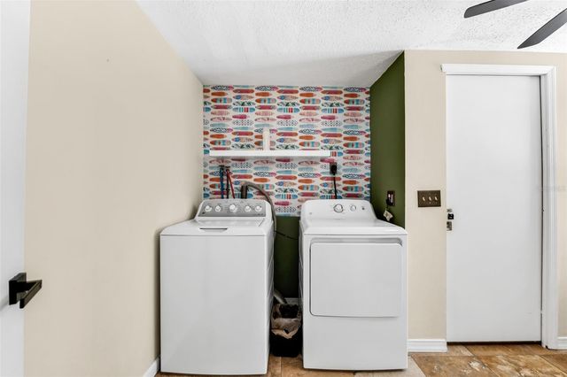 1664 LAKEVIEW PLACE, Englewood, FL 34223