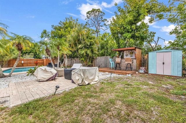 1664 LAKEVIEW PLACE, Englewood, FL 34223