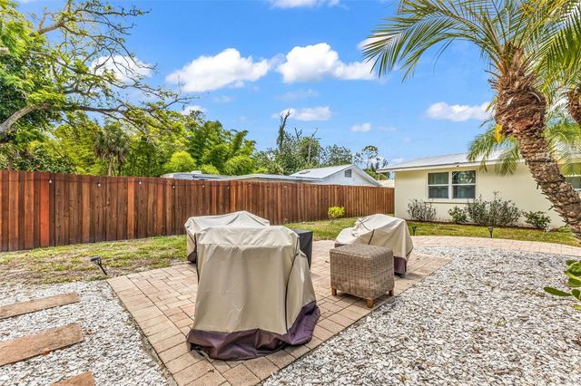 1664 LAKEVIEW PLACE, Englewood, FL 34223