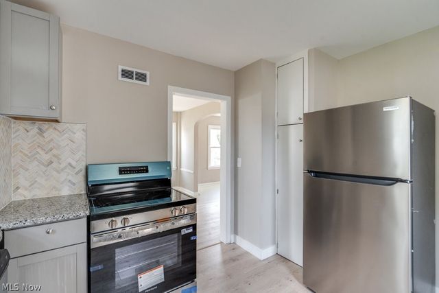 14702 Caldwell Avenue, Cleveland, OH 44111