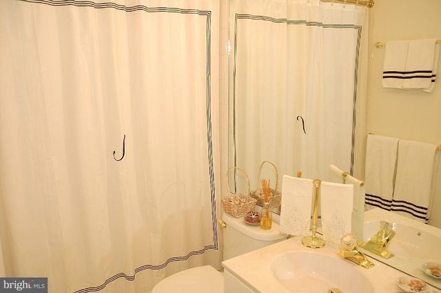 4684 KIRKPATRICK LN, Alexandria, VA 22311