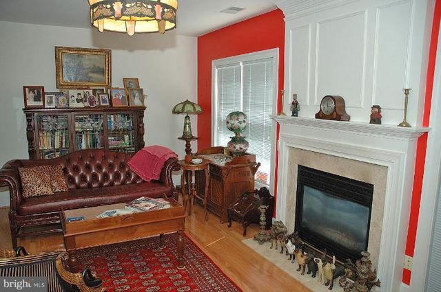 4684 KIRKPATRICK LN, Alexandria, VA 22311