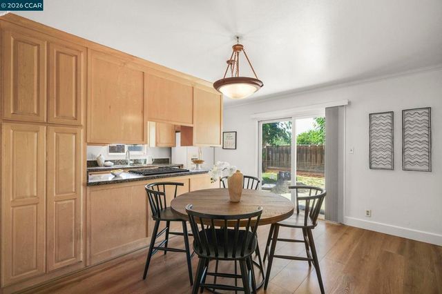 1346 Maryland Dr, Concord, CA 94521
