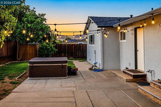 1346 Maryland Dr, Concord, CA 94521