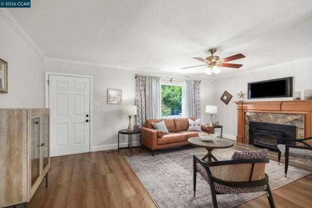 1346 Maryland Dr, Concord, CA 94521