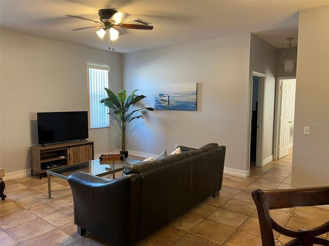 413 MARLBERRY LEAF AVENUE, Kissimmee, FL 34758