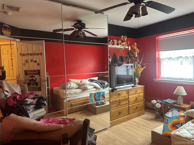 3 Horseshoe Lane, Center Moriches, NY 11934