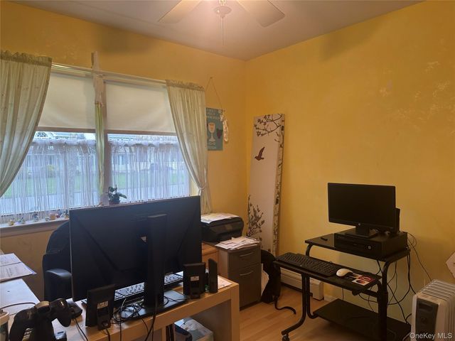 3 Horseshoe Lane, Center Moriches, NY 11934