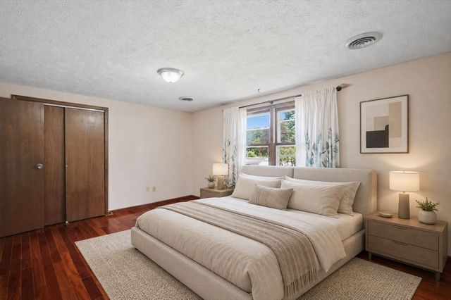 4 Baril Ln, Chicopee, MA 01013