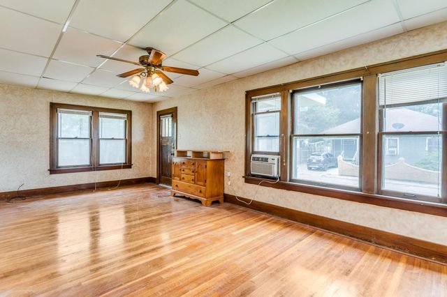 414 W Avenue C, Wichita, KS 67203