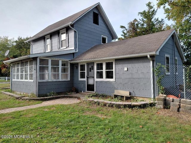 675 Clifton Avenue, Toms River, NJ 08753