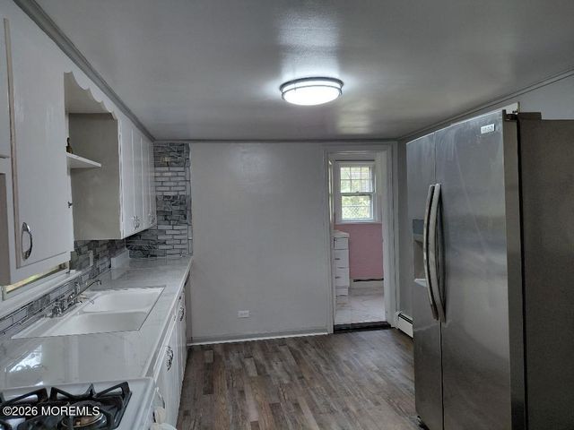 675 Clifton Avenue, Toms River, NJ 08753