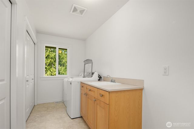 22272 NE Woodinville-Duvall Road, Woodinville, WA 98077