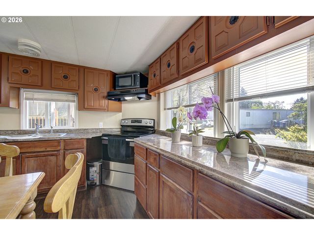 3921 E FOURTH PLAIN Blvd 45, Vancouver, WA 98661