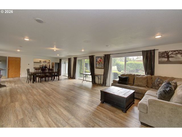 3921 E FOURTH PLAIN Blvd 45, Vancouver, WA 98661