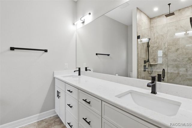 11608 W Dragonhead Drive, Crystal River, FL 34428