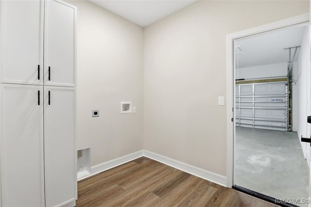 11608 W Dragonhead Drive, Crystal River, FL 34428