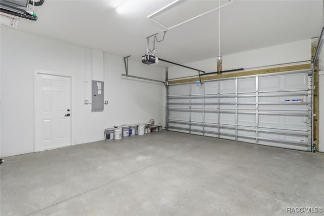 11608 W Dragonhead Drive, Crystal River, FL 34428