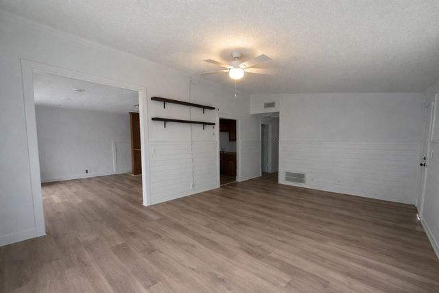 7 Carol Court A, Brookshire, TX 77423