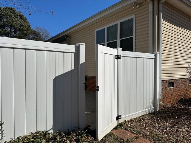 112 Jester Court, Williamston, SC 29697