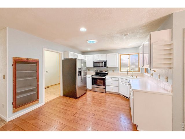 2294 Security Ct, Loveland, CO 80538