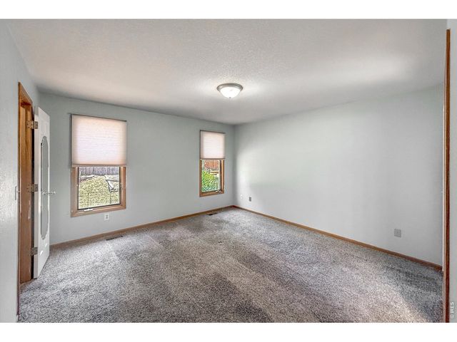 2294 Security Ct, Loveland, CO 80538