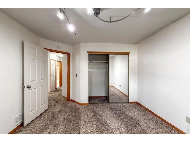 2294 Security Ct, Loveland, CO 80538