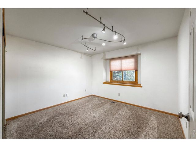 2294 Security Ct, Loveland, CO 80538