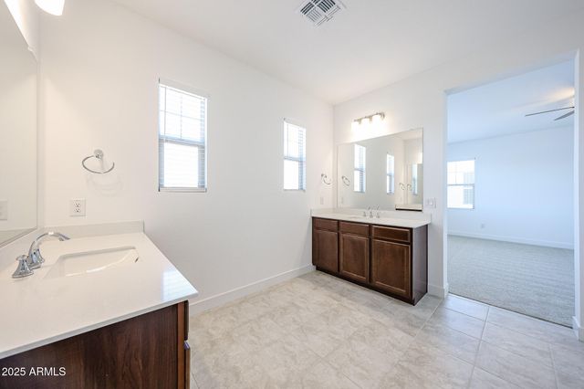 7662 W Crabapple Drive, Peoria, AZ 85383