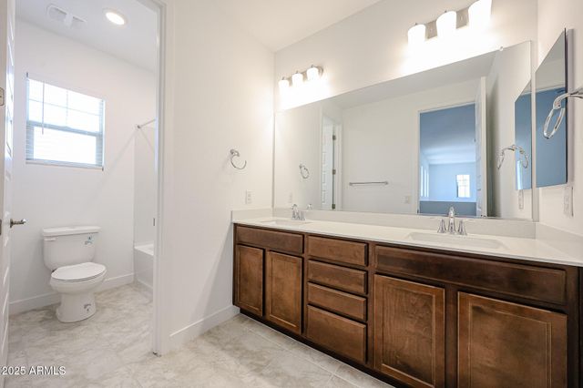 7662 W Crabapple Drive, Peoria, AZ 85383