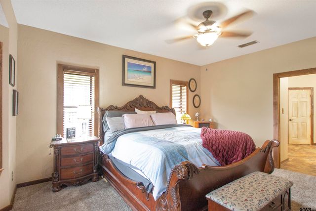6233 Curtis Black Rd, Hallsville, TX 75650