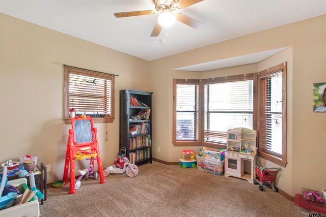 6233 Curtis Black Rd, Hallsville, TX 75650