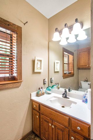 6233 Curtis Black Rd, Hallsville, TX 75650