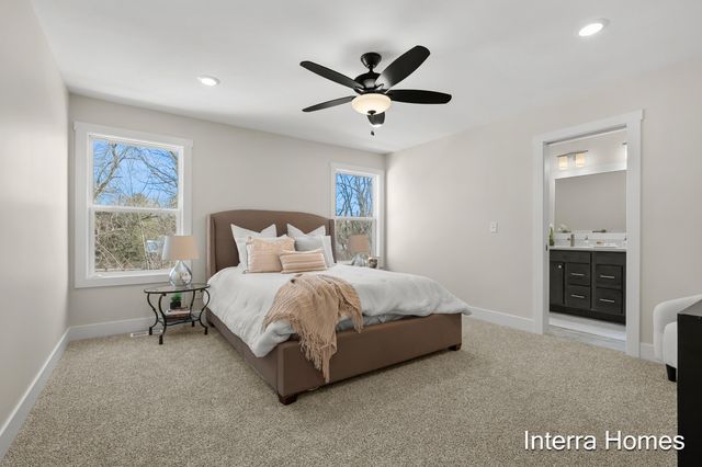 251 Hickory Valley Drive, Kalamazoo, MI 49009