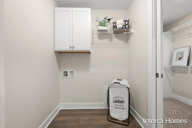 251 Hickory Valley Drive, Kalamazoo, MI 49009