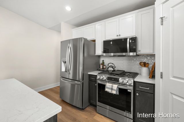 251 Hickory Valley Drive, Kalamazoo, MI 49009