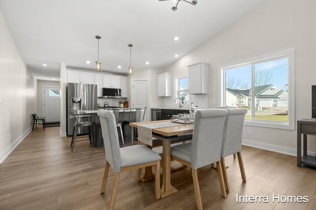 251 Hickory Valley Drive, Kalamazoo, MI 49009