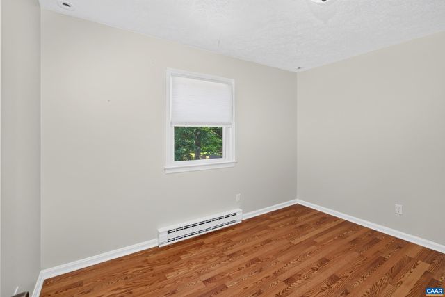 2112 CARPENTERS MILL RD, Barboursville, VA 22923