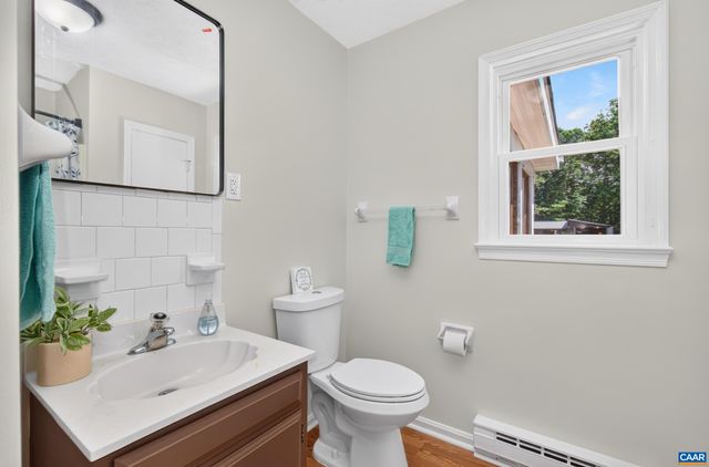2112 CARPENTERS MILL RD, Barboursville, VA 22923