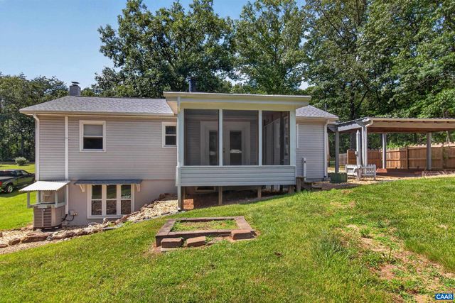 2112 CARPENTERS MILL RD, Barboursville, VA 22923