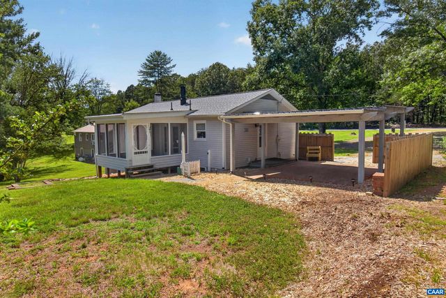 2112 CARPENTERS MILL RD, Barboursville, VA 22923