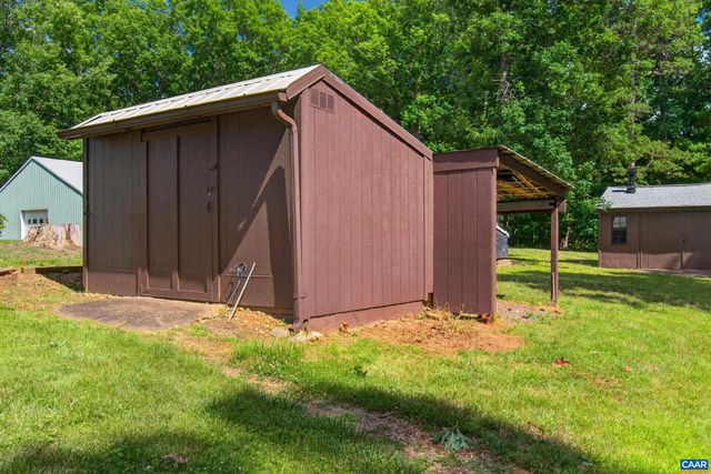 2112 CARPENTERS MILL RD, Barboursville, VA 22923