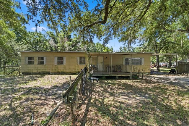 17214 CHINABERRY ROAD, Lutz, FL 33558