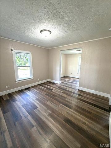 811 Andrews Street, Fredericktown, MO 63645