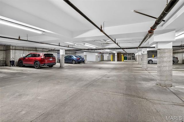 13115 Mill Crossing Court 205, St Louis, MO 63141