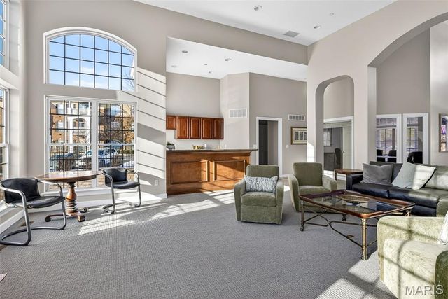 13115 Mill Crossing Court 205, St Louis, MO 63141